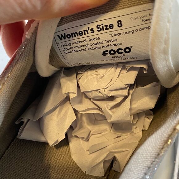 NWOB MLB Women’s Philadelphia Phillies Logo Glitter Sneakers Tennis Shoes Size 8 - Picture 4 of 10